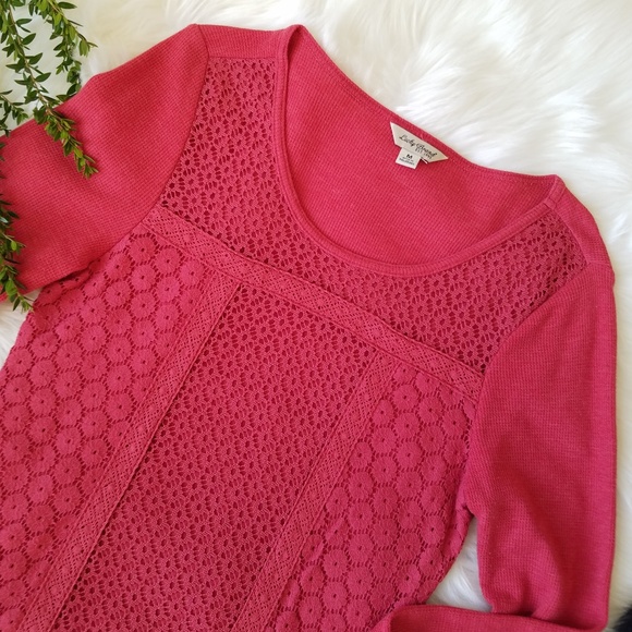 5/$30 Lucky Brand Coral Red Crochet Overlay Top - Picture 3 of 8